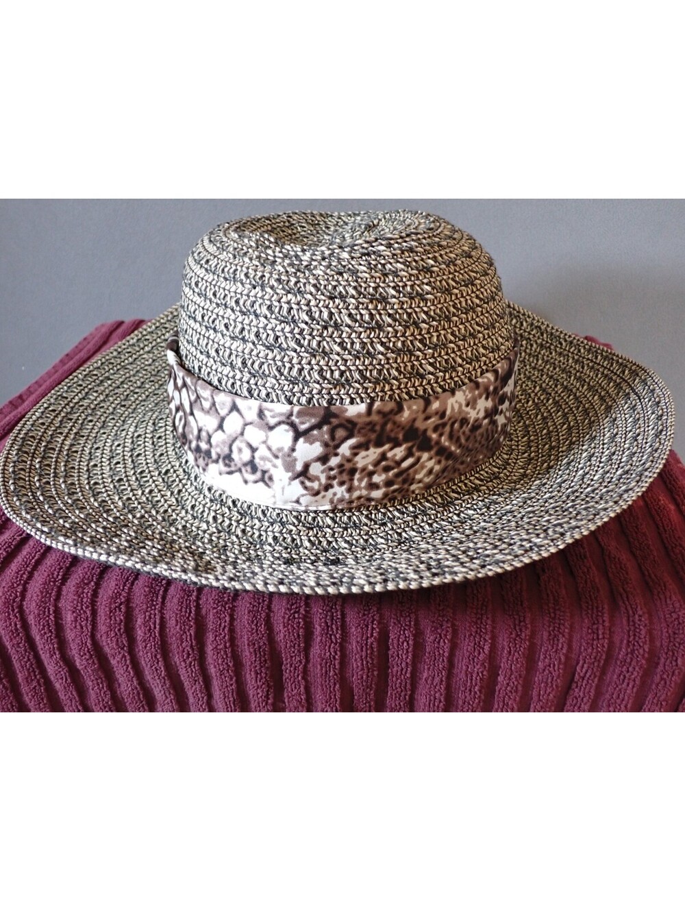 Nine West Packable Sun Hat – Leopard Band – Wide Brim – Neutral Tones